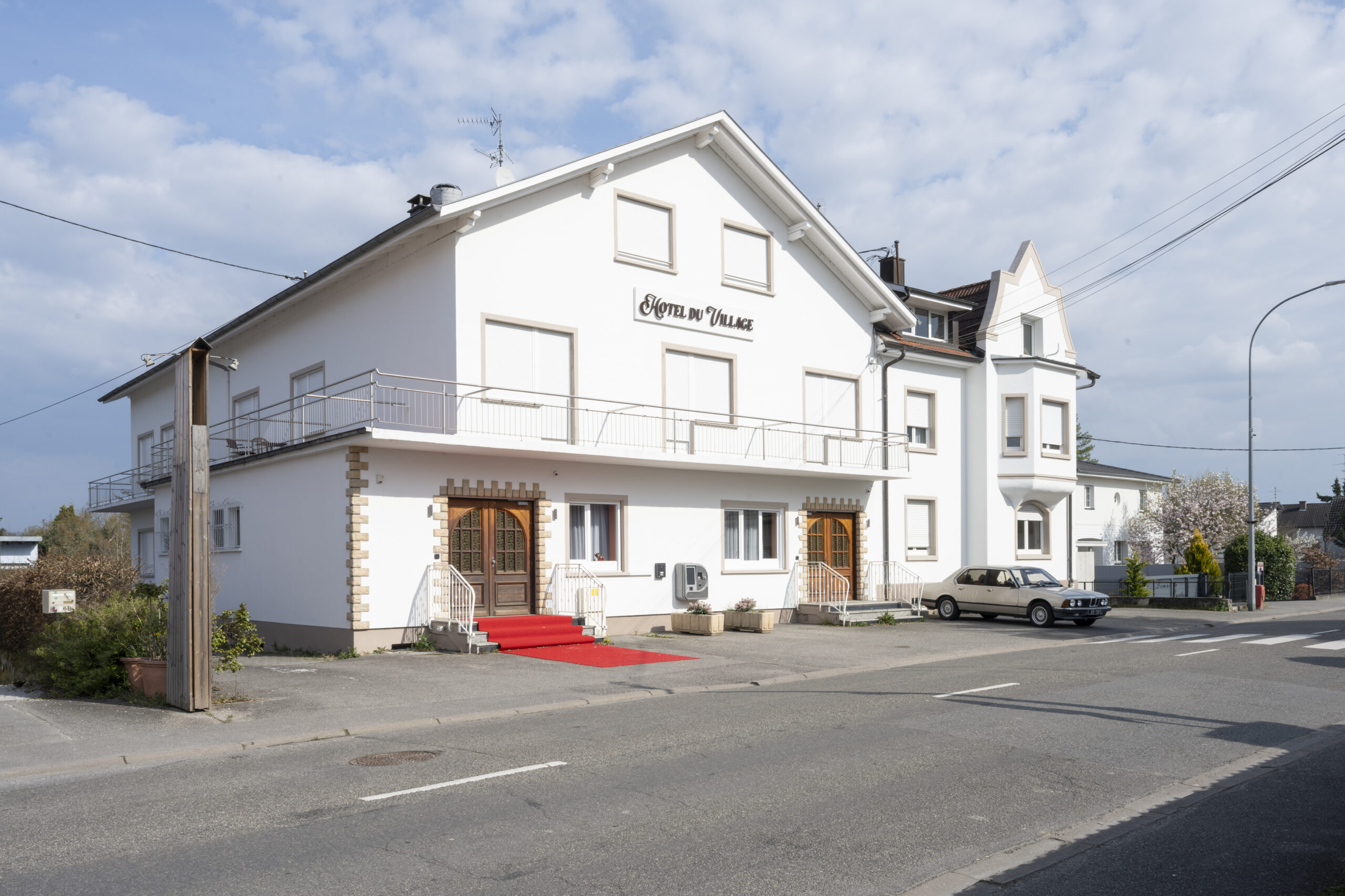 Hotel du village
